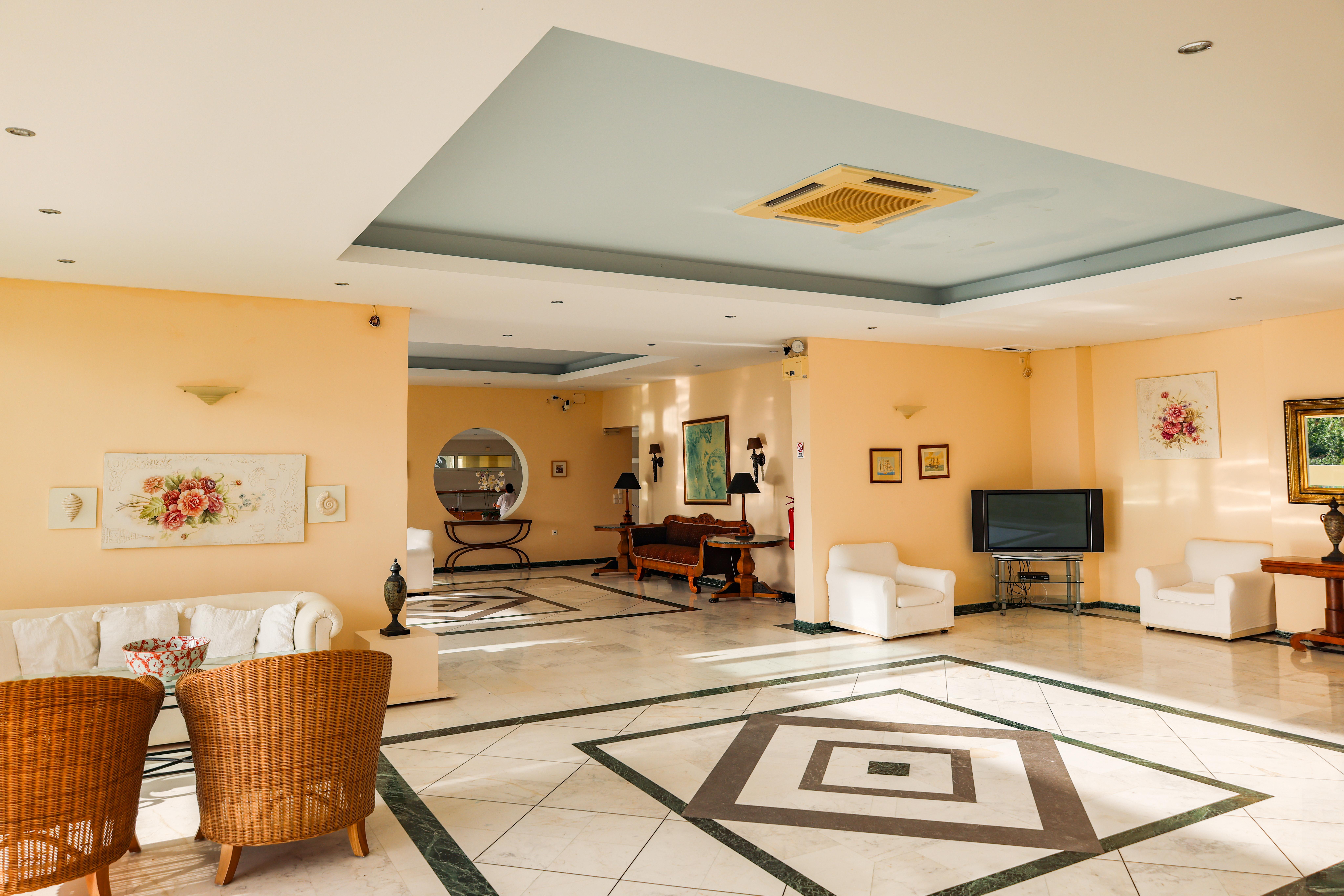 Kanapitsa Mare Hotel Экстерьер фото