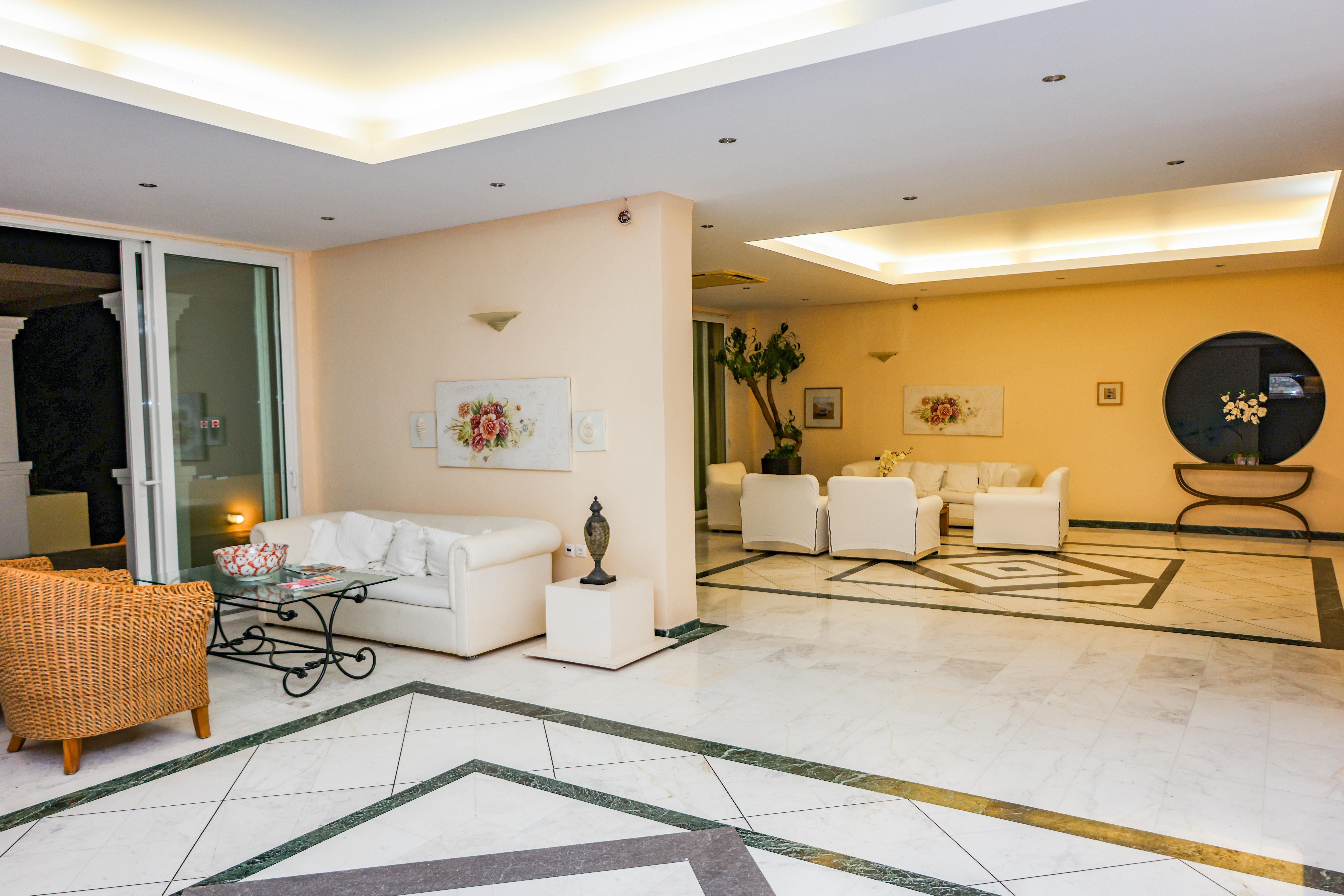 Kanapitsa Mare Hotel Экстерьер фото