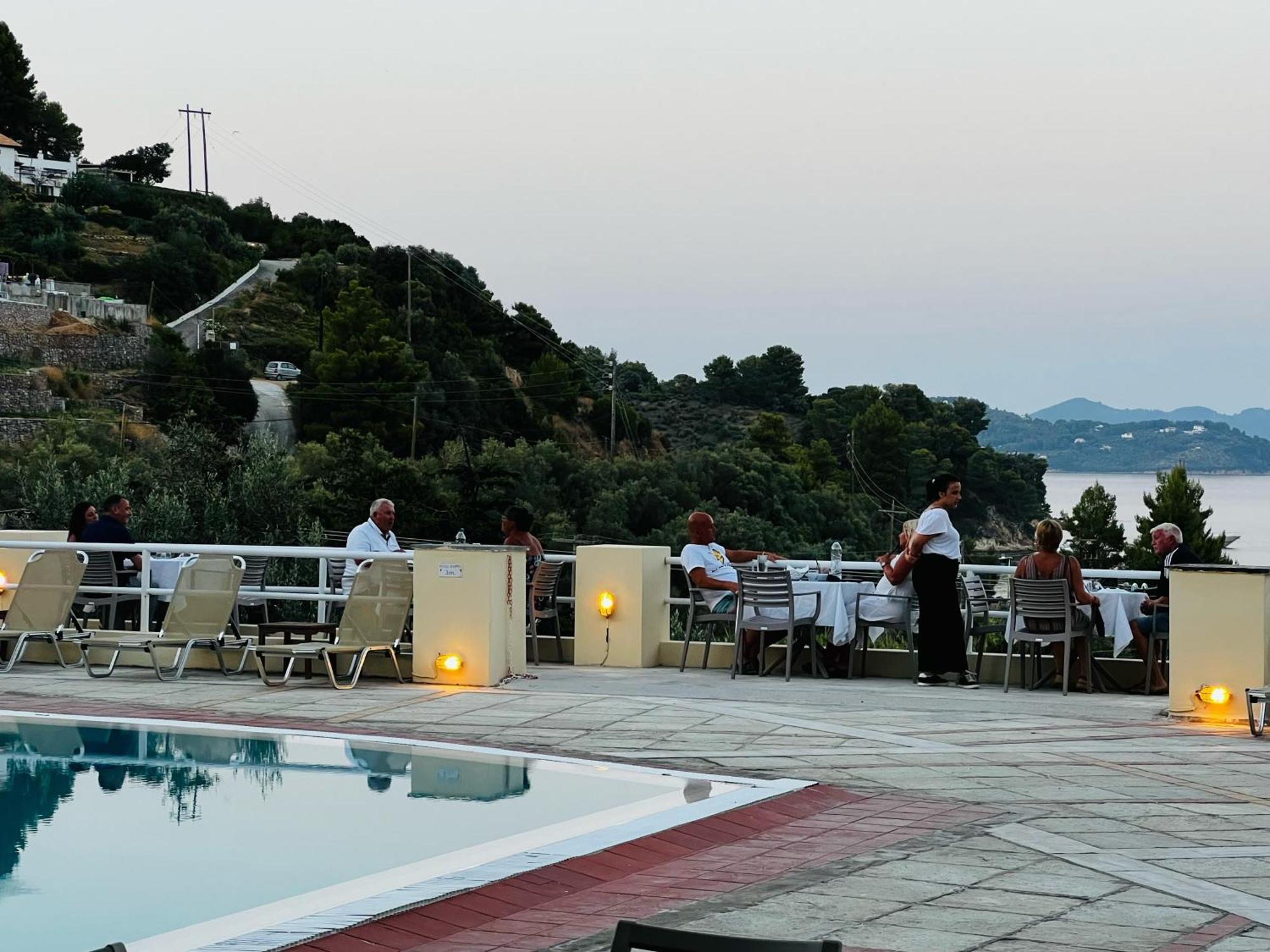 Kanapitsa Mare Hotel Экстерьер фото