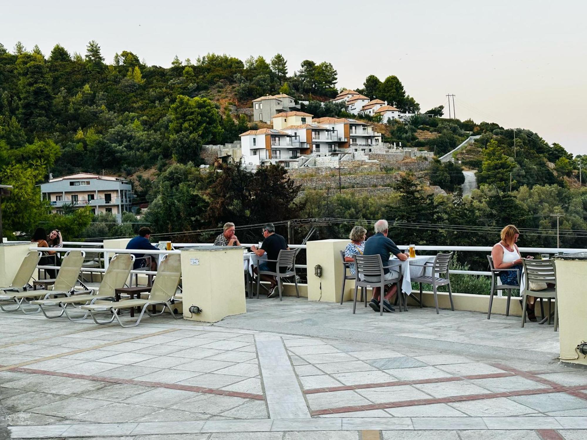 Kanapitsa Mare Hotel Экстерьер фото