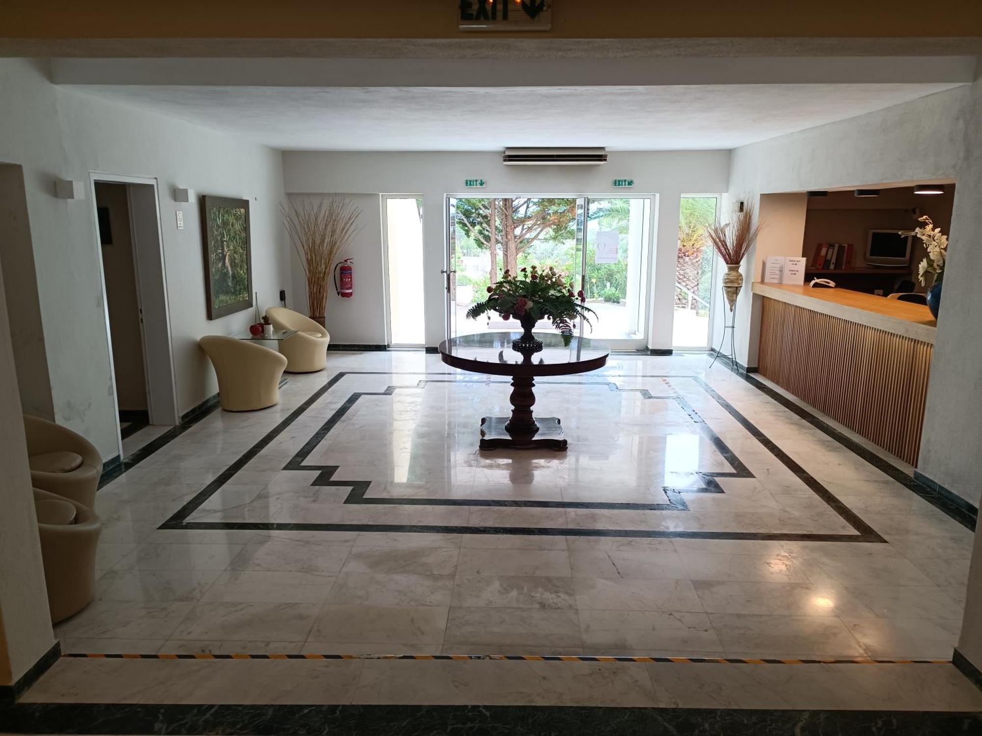 Kanapitsa Mare Hotel Экстерьер фото