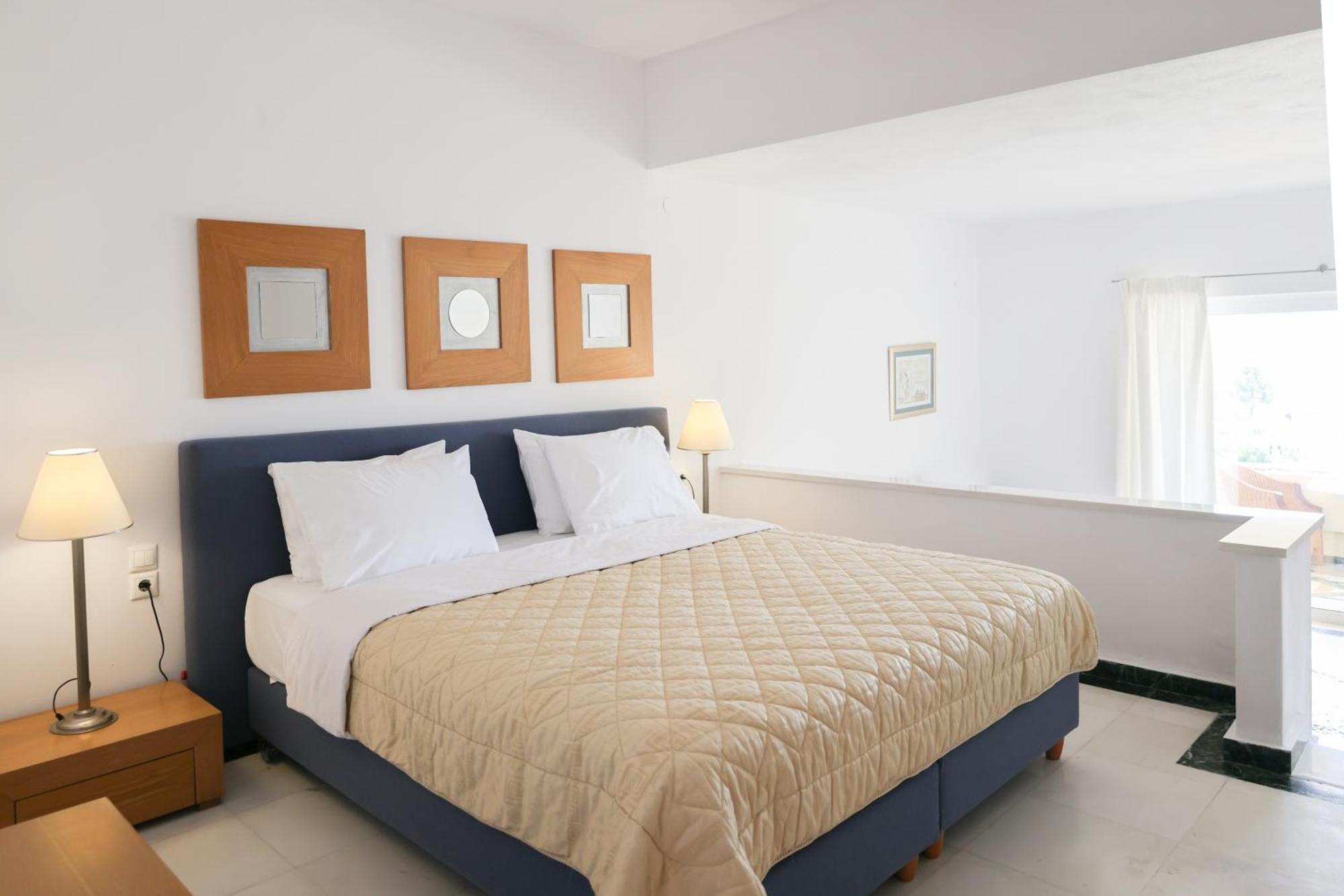 Kanapitsa Mare Hotel Экстерьер фото